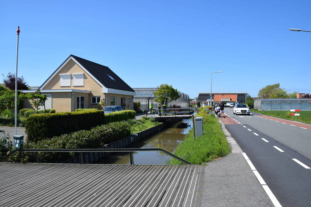 Hulpdiensten groots ingezet voor fiets te water