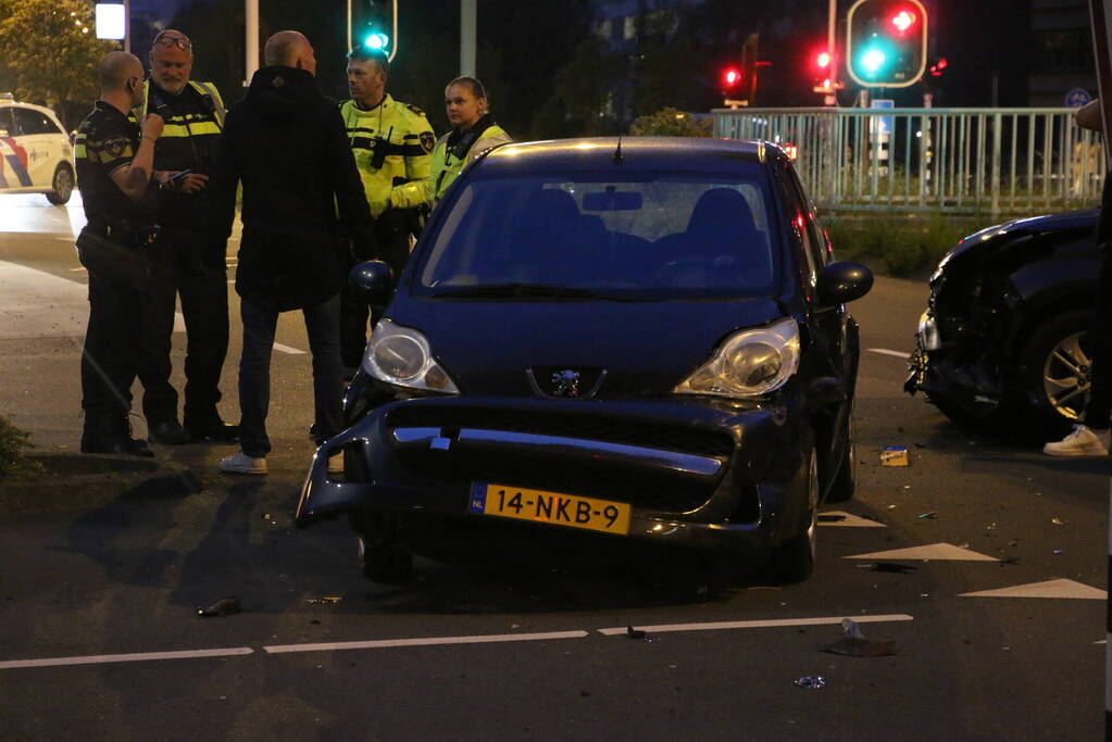 Flinke schade bij ongeval op kruising