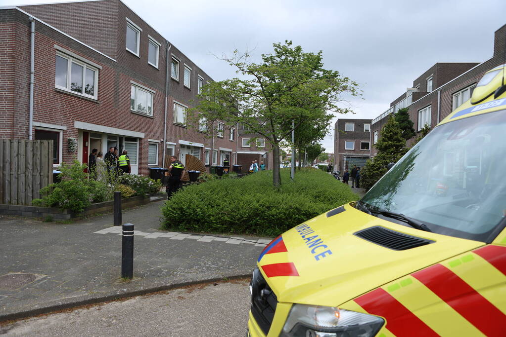 Veel hulpdiensten ingezet voor incident in woning