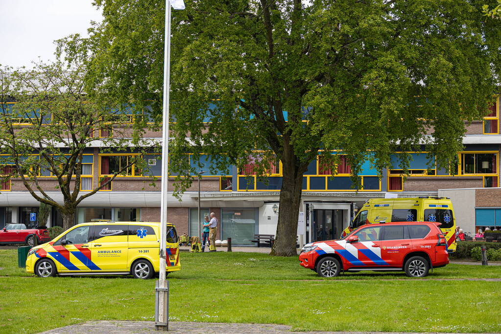 Brandweer onderzoekt hinderlijke lucht in zorgcentrum