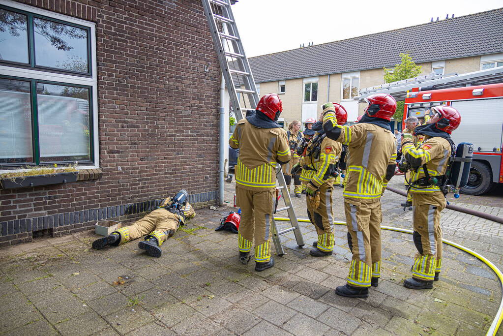 Isolatie in spouwmuur vat vlam door onkruidverbrander