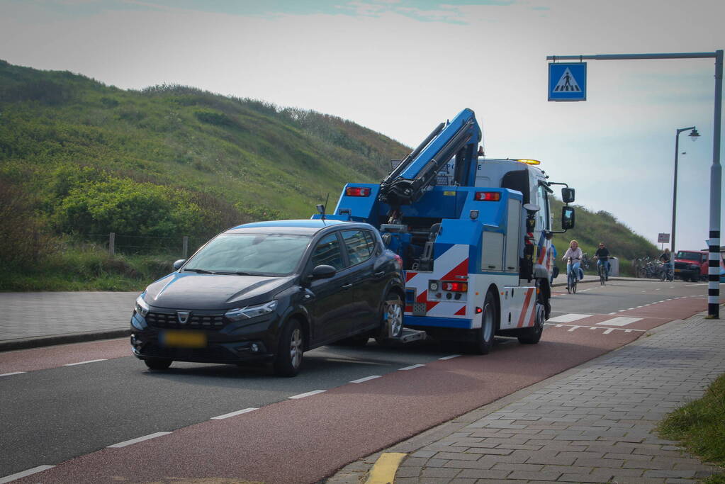 Fietser gewond bij aanrijding, automobilist rijdt door