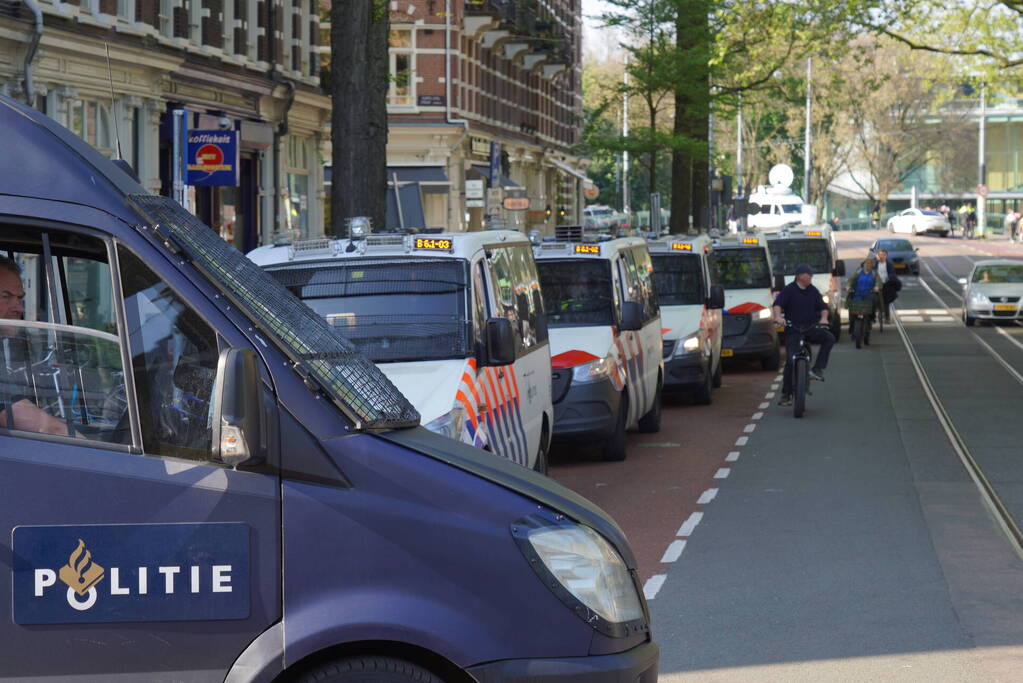 Honderden demonstranten verzamelen zich opnieuw