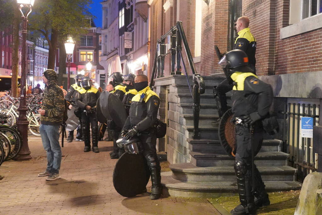 Honderden demonstranten verzamelen zich opnieuw