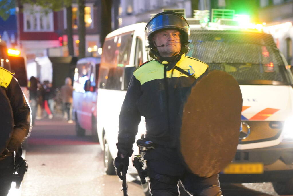 Honderden demonstranten verzamelen zich opnieuw