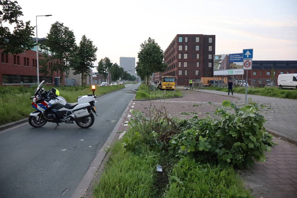 Grote ravage nadat auto crasht