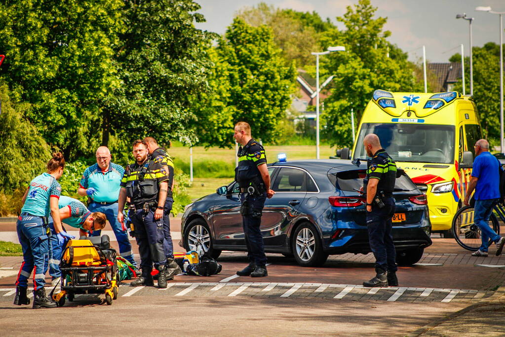 Scooterrijder gewond bij botsing met auto