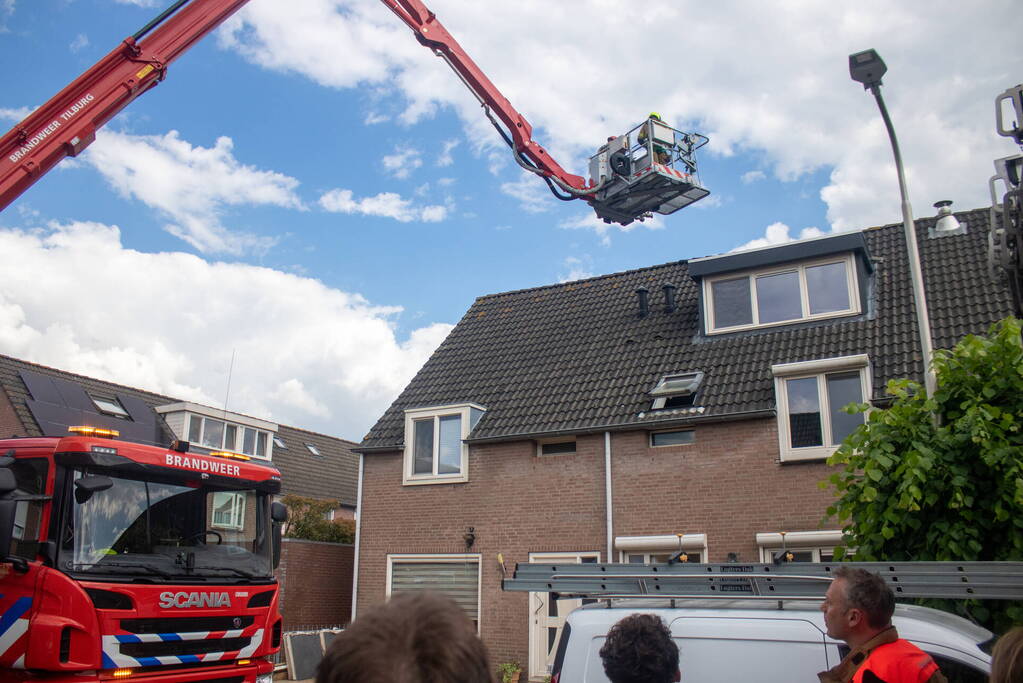 Brand op dak van woning door werkzaamheden