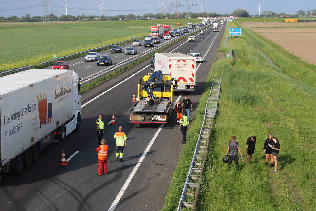 Motorrijder komt ten val