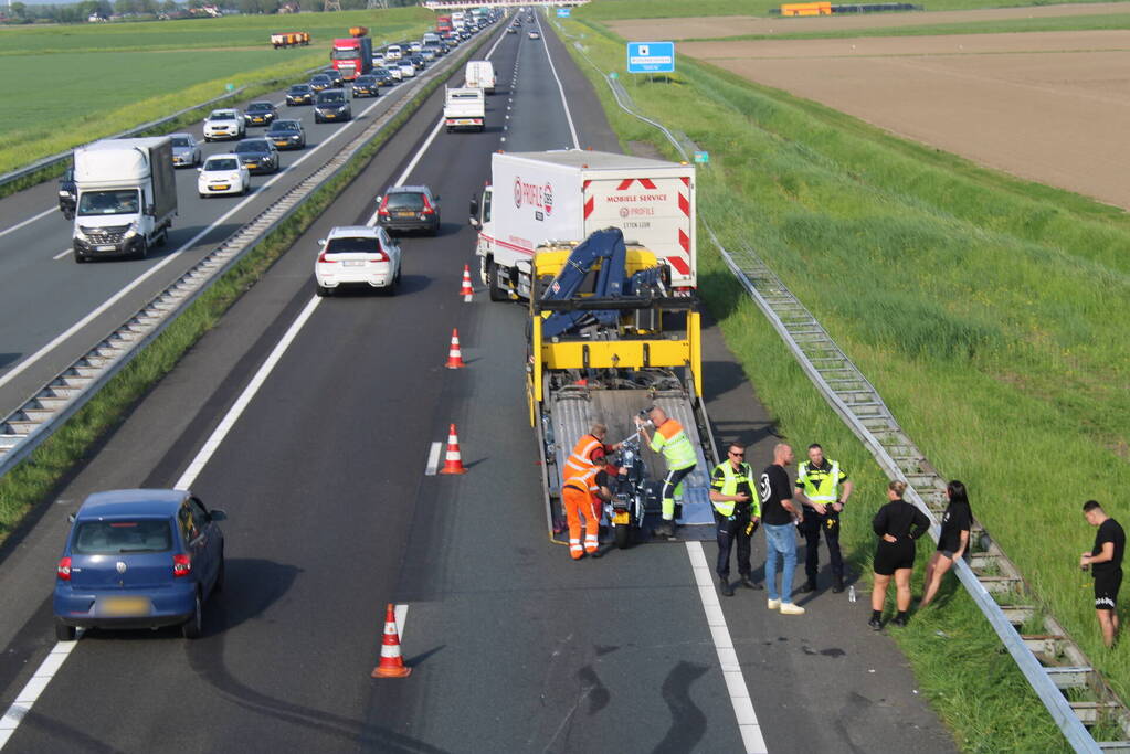 Motorrijder komt ten val