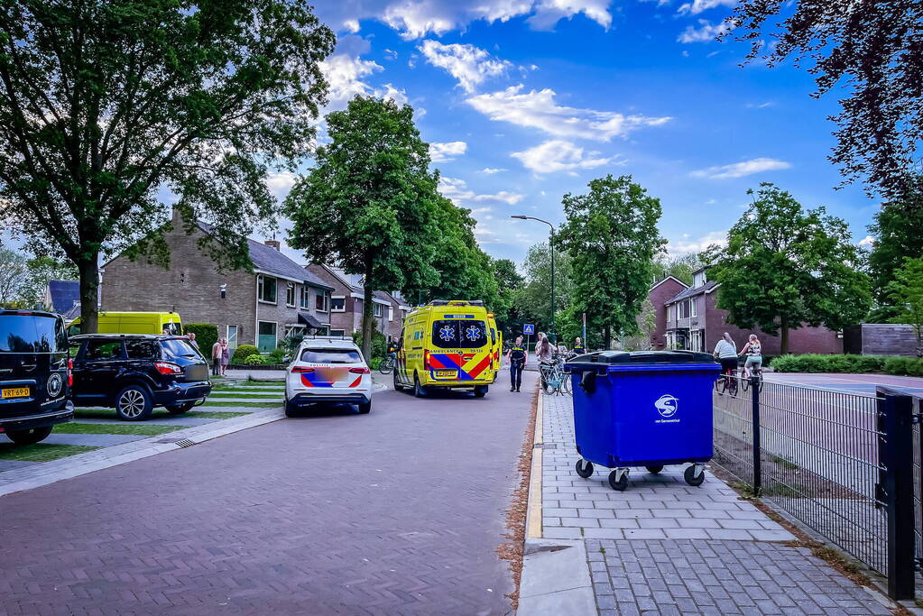 Vrouw en kind gewond bij ongeval, traumateam ingezet