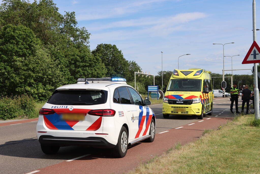 Fietser gewond bij aanrijding met auto