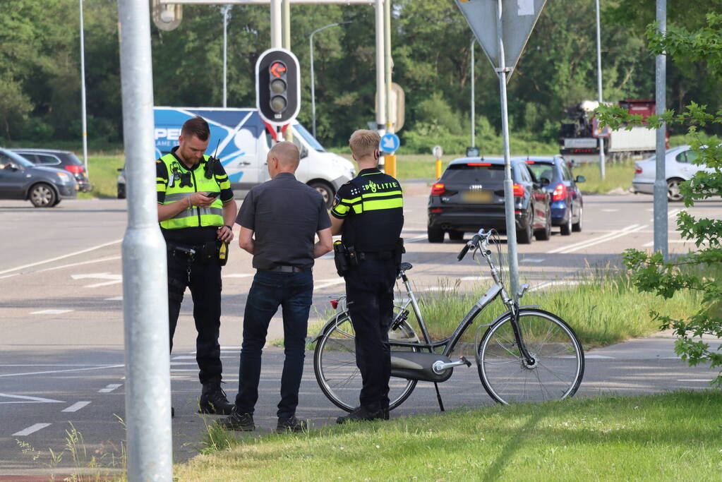 Fietser gewond bij aanrijding met auto