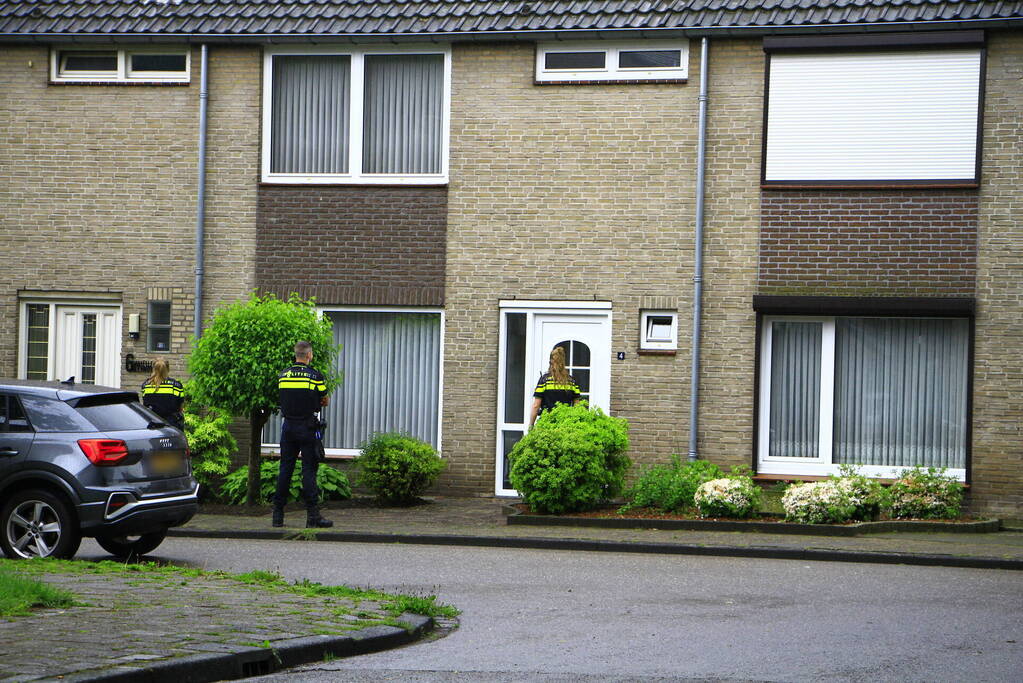 Politie zoekt naar inbrekers