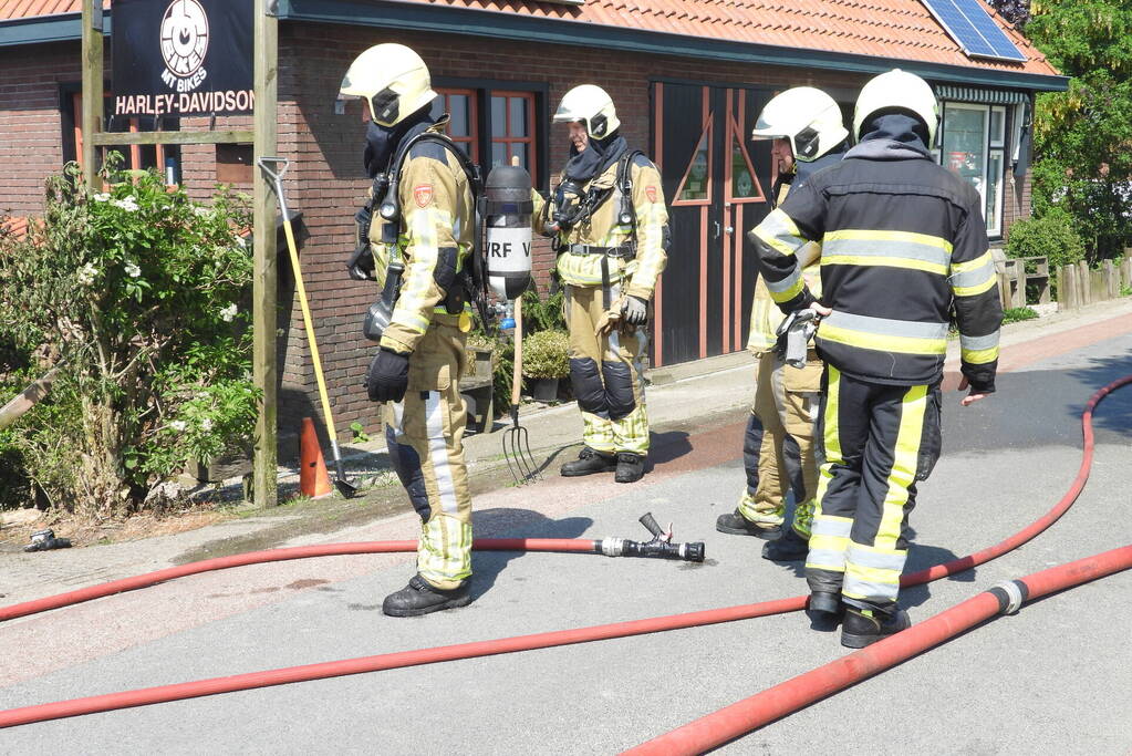 Twee voertuigen afgebrand tijdens werkzaamheden