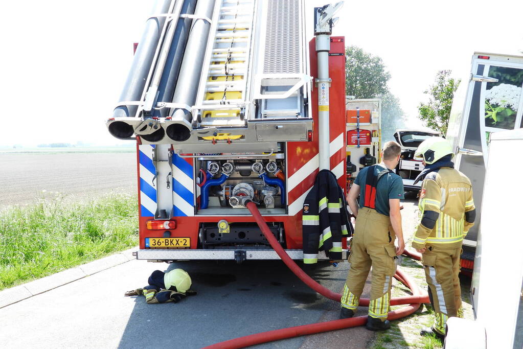 Twee voertuigen afgebrand tijdens werkzaamheden