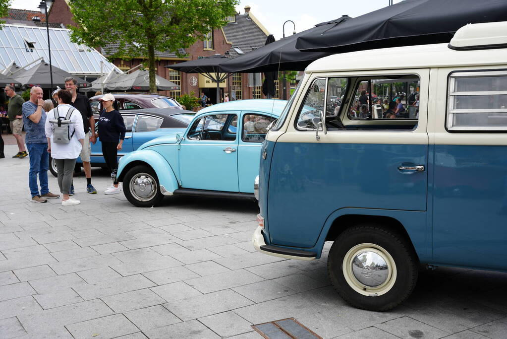 Klassieke auto's te bewonderen in het centrum