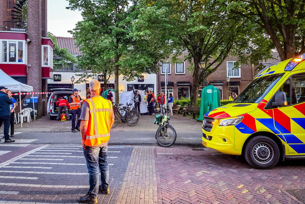 Traumahelikopter landt tijdens huldigingsfeest