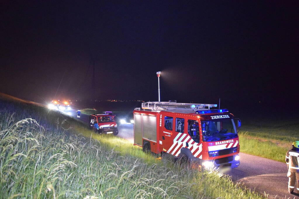 Auto belandt in sloot bij ongeval