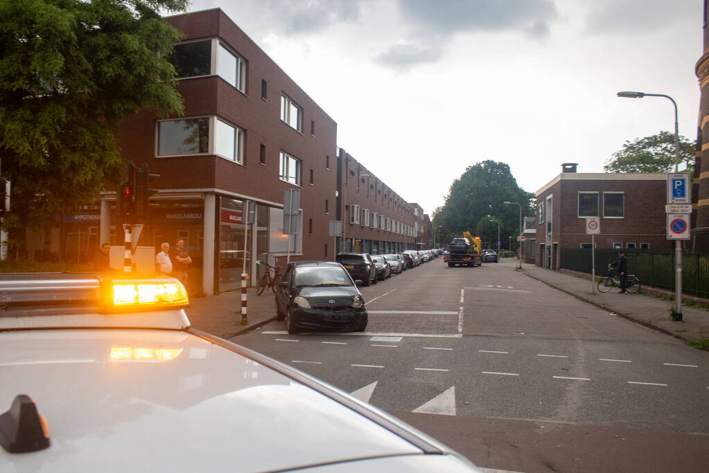 Fikse schade bij frontale aanrijding op kruising