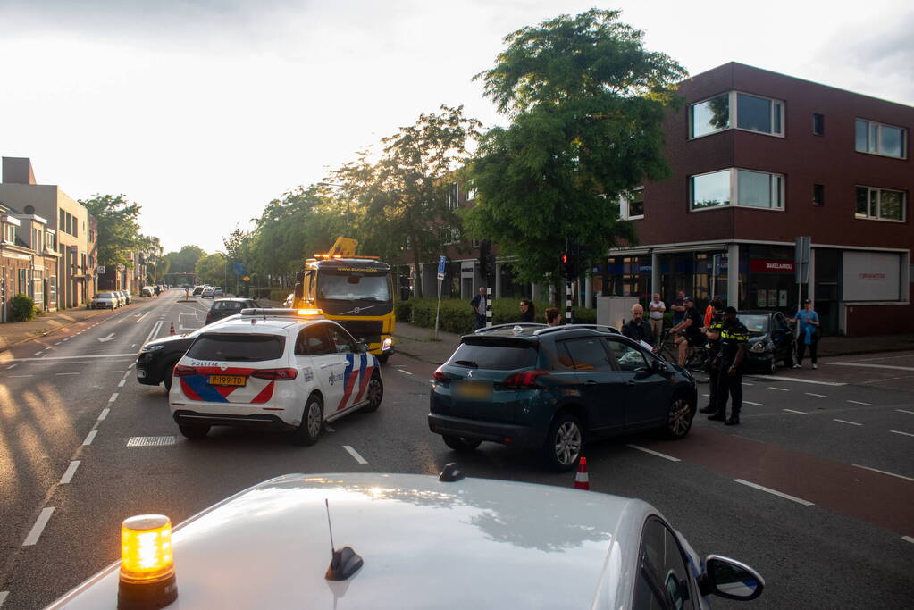 Fikse schade bij frontale aanrijding op kruising