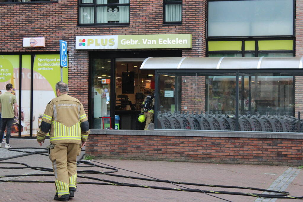 Brand in supermarkt snel onder controle