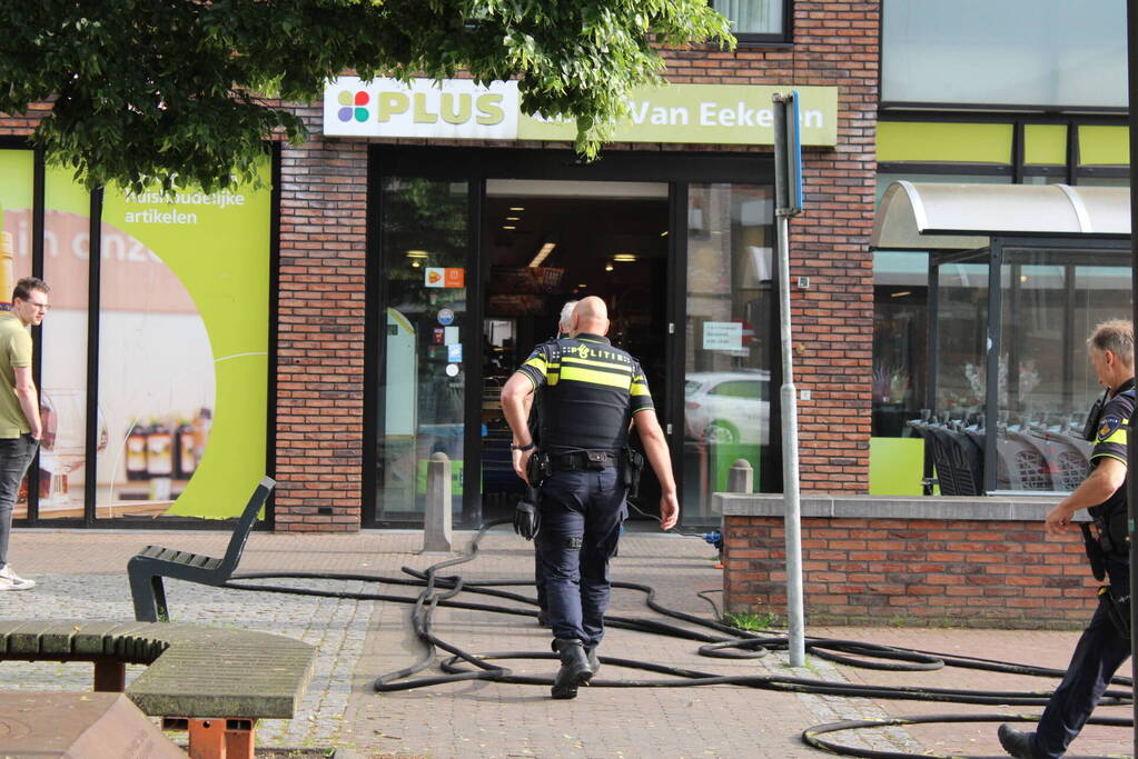 Brand in supermarkt snel onder controle