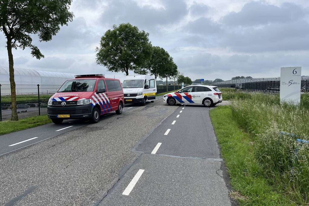 Wegwerkers veroorzaken gaslekkage in berm