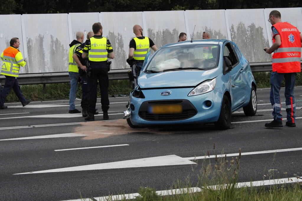 Meerdere gewonden na botsing tussen auto's op afrit