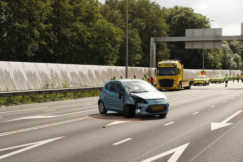 Meerdere gewonden na botsing tussen auto's op afrit