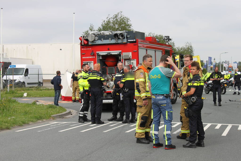 Motorrijder overleden na botsing met auto