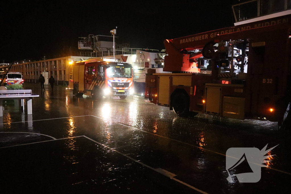 Opvangboot ontruimd wegens keukenbrand