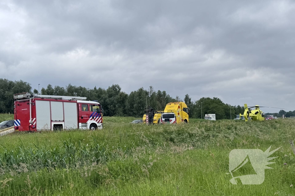 Traumateam ingezet voor kop-staartbotsing met meerdere vrachtwagens