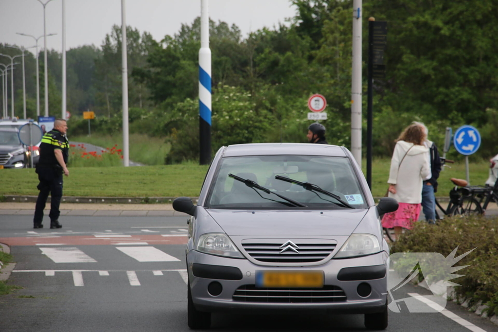 Wederom aanrijding op beruchte rotonde