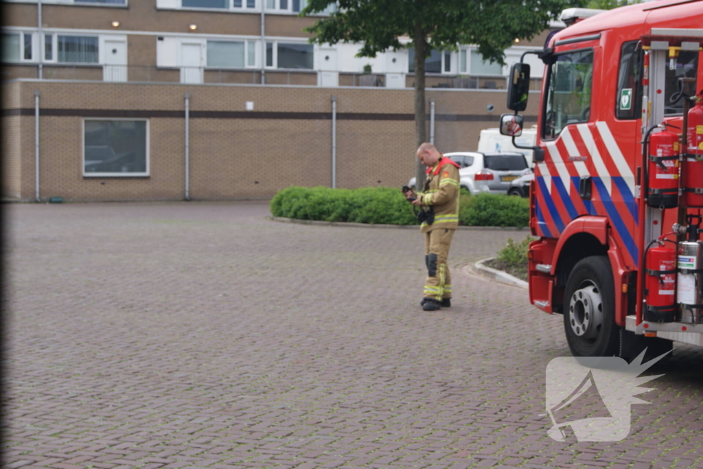 Brandweer doet onderzoek naar gaslucht