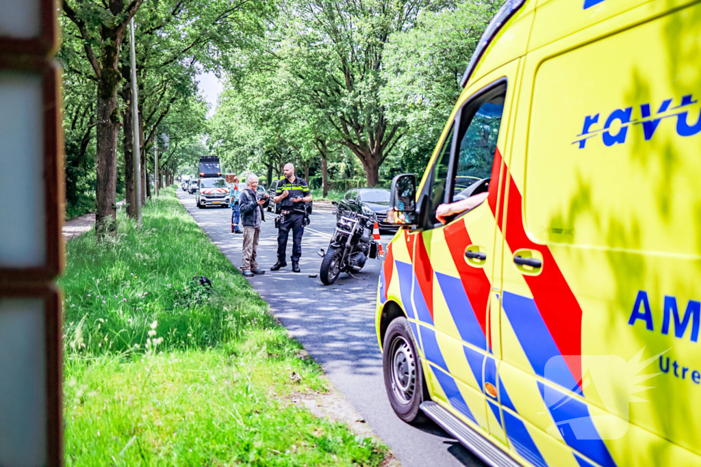 Motorrijder in botsing met auto