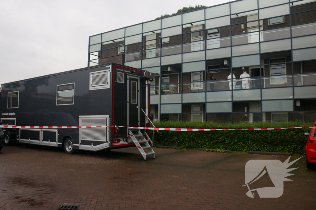 Overleden persoon aangetroffen in woning