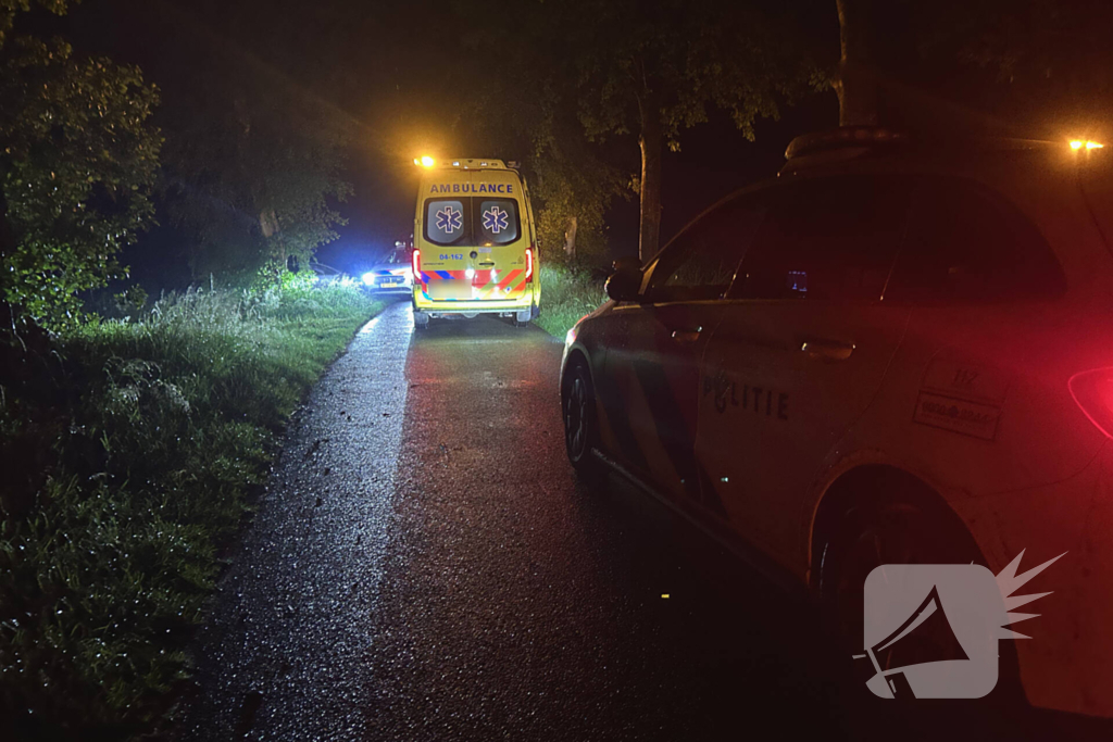 Auto zwaar beschadigd na crash tijdens achtervolging