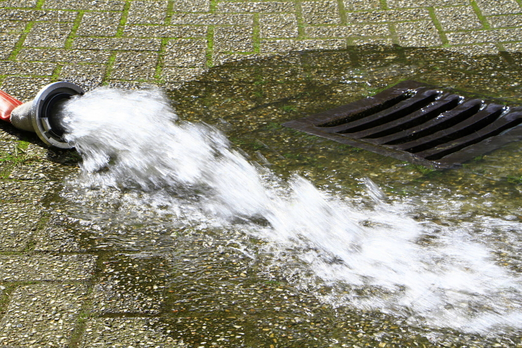 Water in woningen via kruipruimte