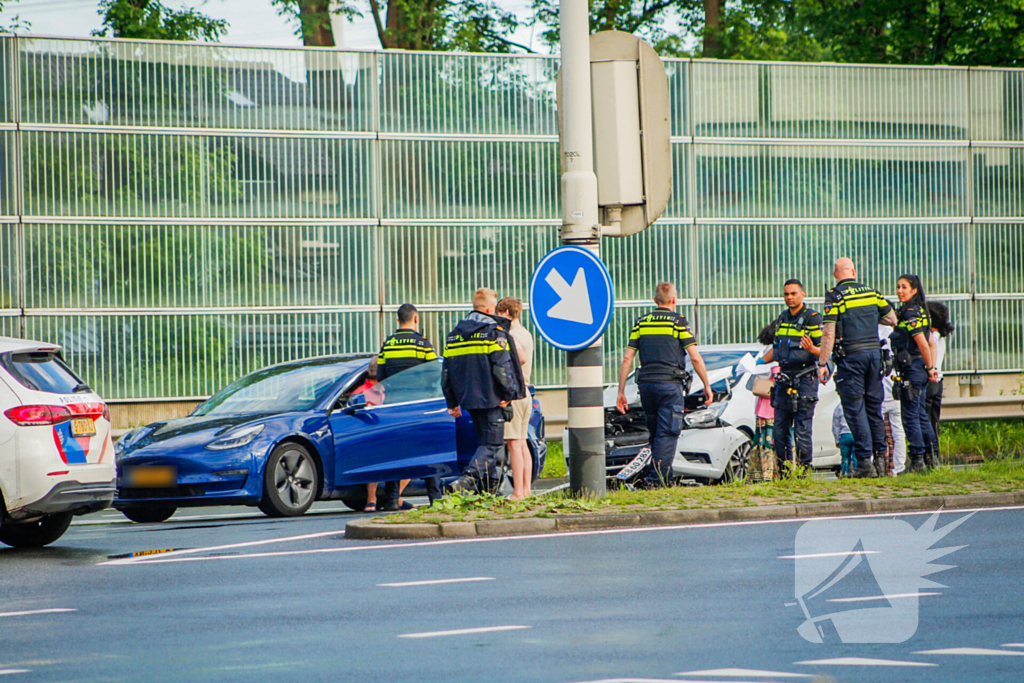 Flinke schade na kop-staartbotsing