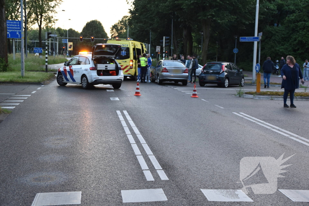 Flinke schade bij ongeval op kruising