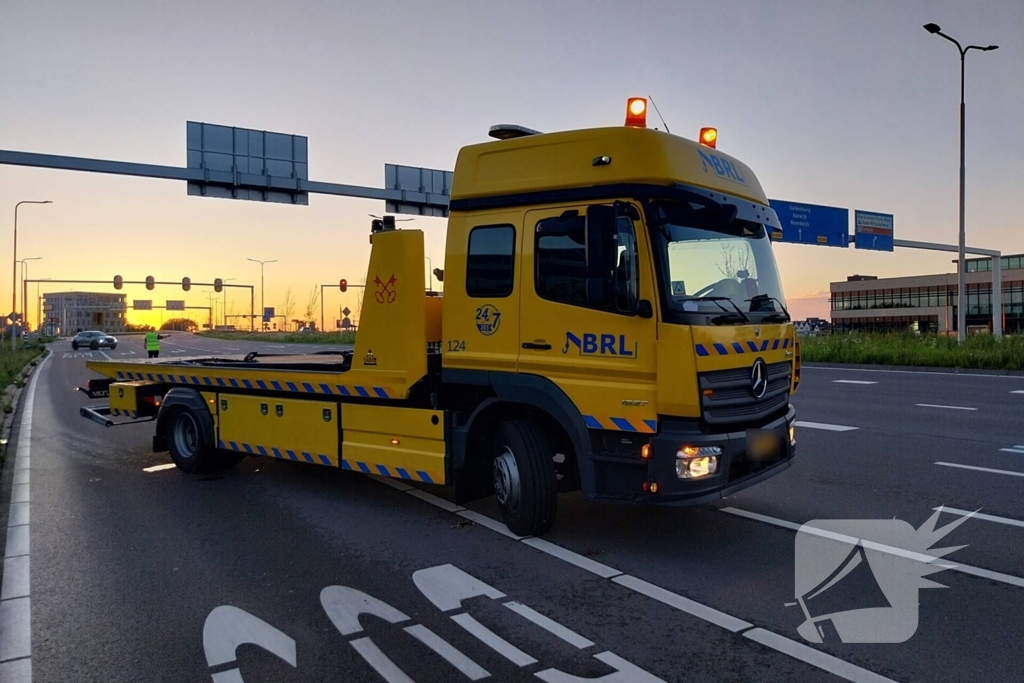 Twee oldtimers in botsing voor verkeerslichten