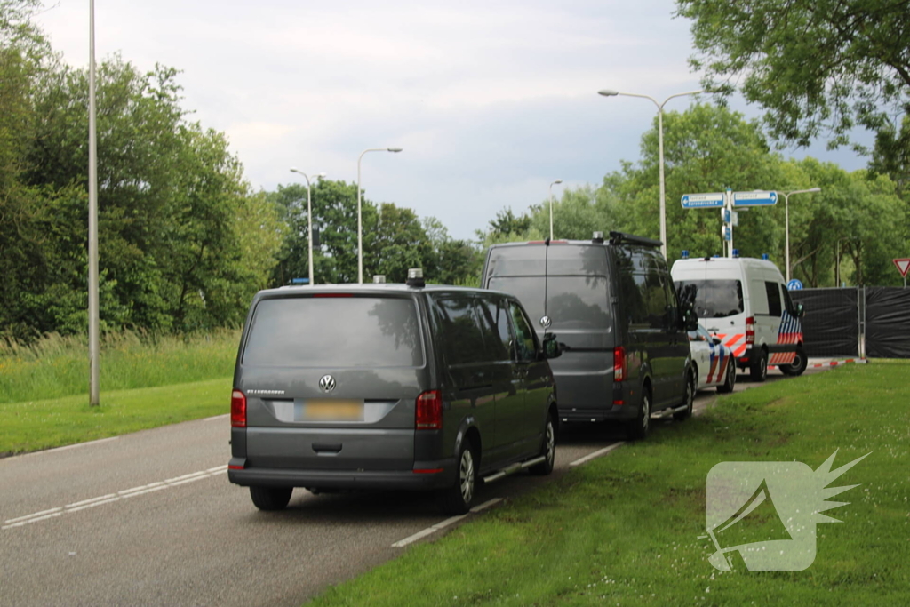 Scooterrijder overlijdt na aanrijding met vrachtwagen