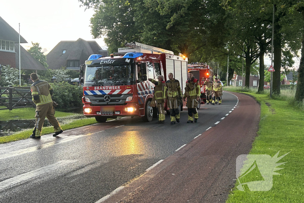 Brandweer pompt overtollig water weg