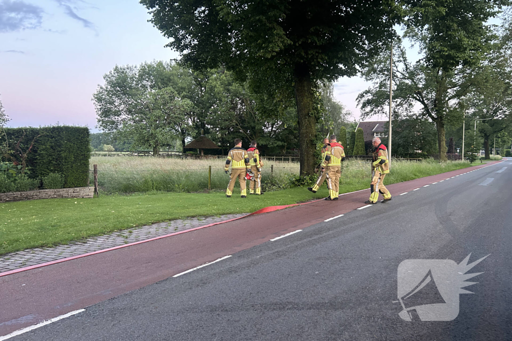 Brandweer pompt overtollig water weg