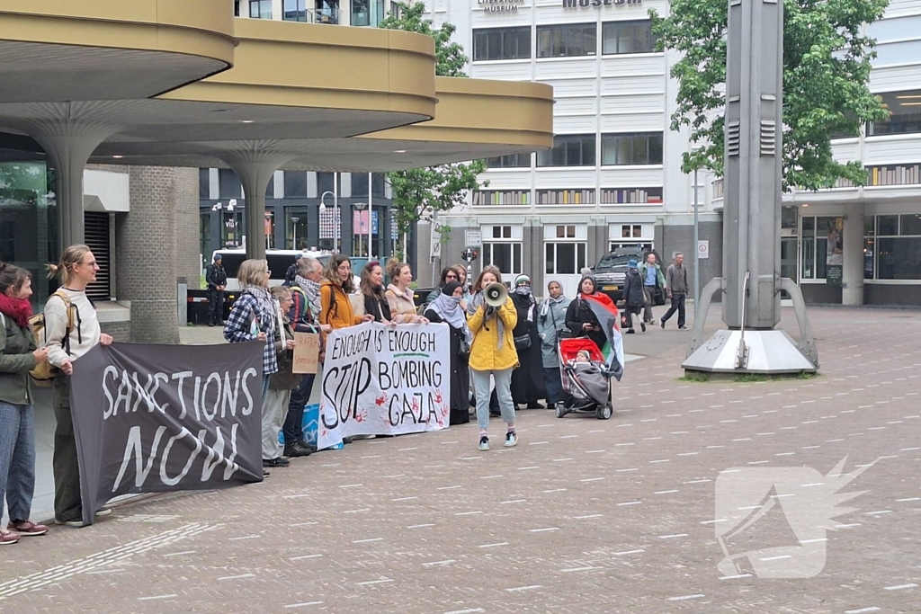 Pro Palestina demonstratie voor Tweede Kamer gebouw