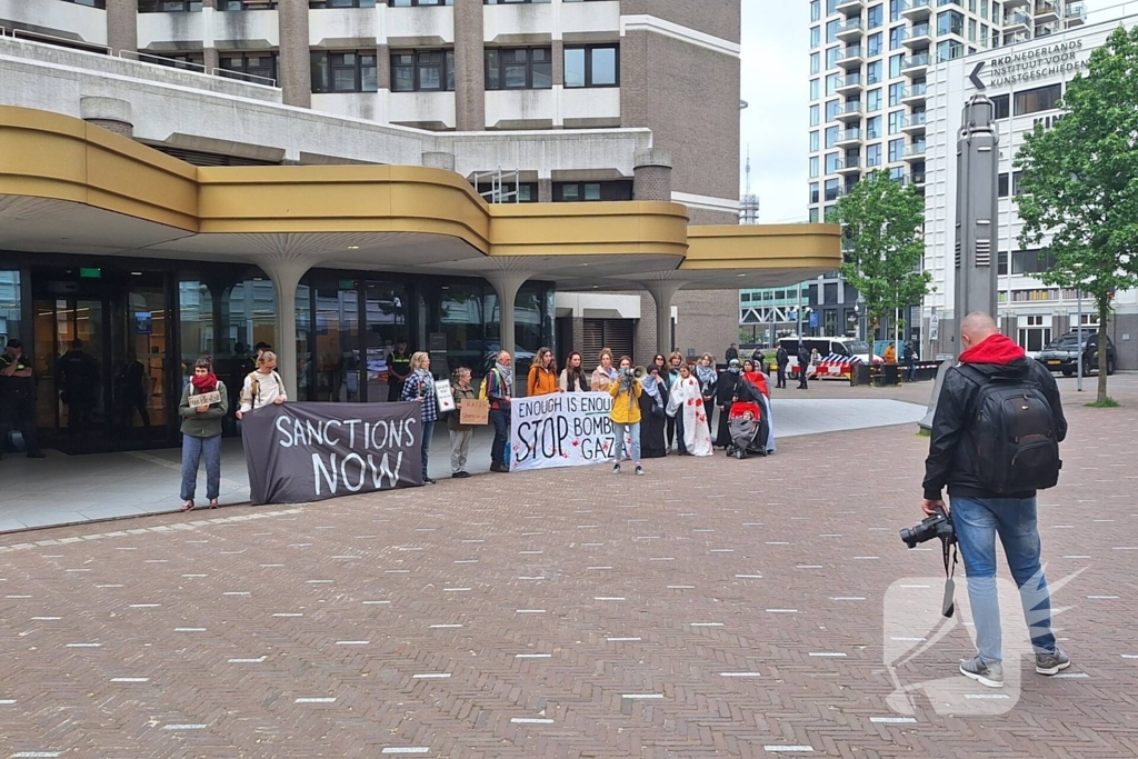 Pro Palestina demonstratie voor Tweede Kamer gebouw