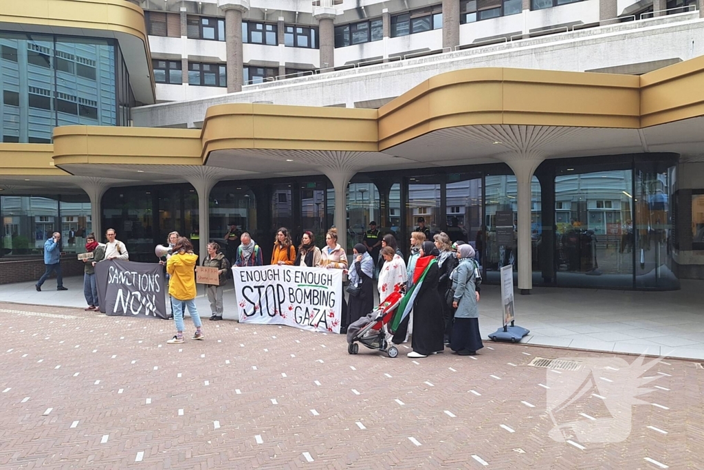 Pro Palestina demonstratie voor Tweede Kamer gebouw