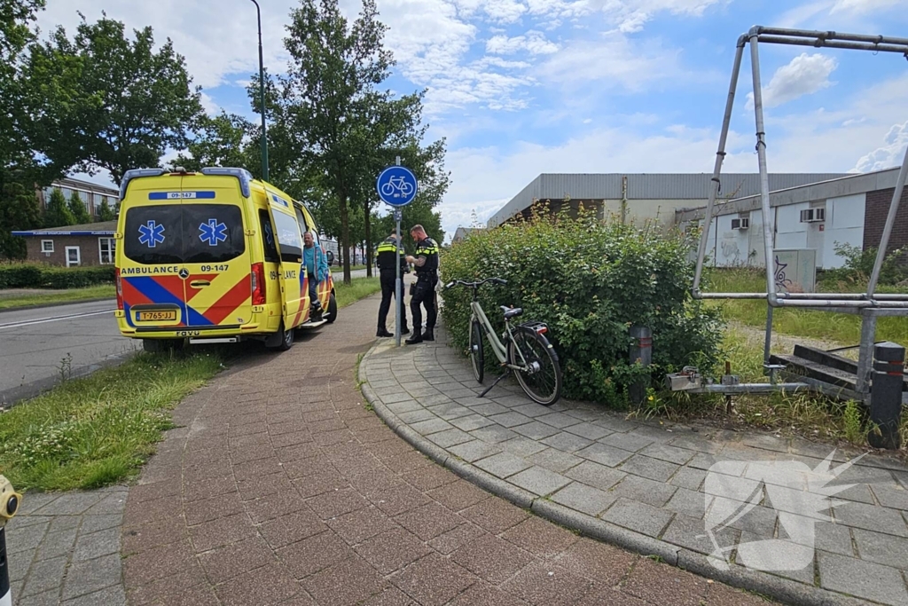 Fietser aangereden door auto