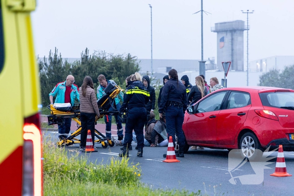 Opzittenden fatbike gewond bij botsing met auto